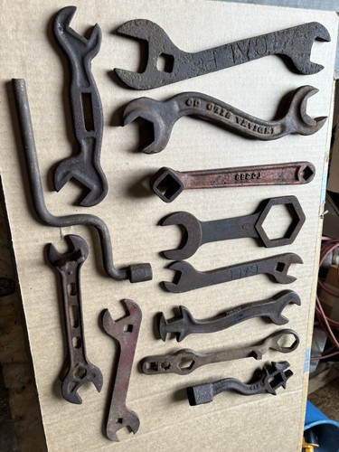 Vintage wrenches - ,